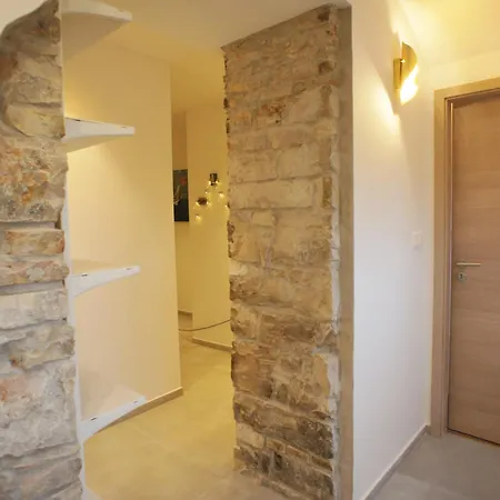 Πανσιόν Luxury Flats In Centre