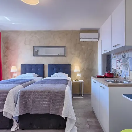 Luxury Flats In Centre Pula