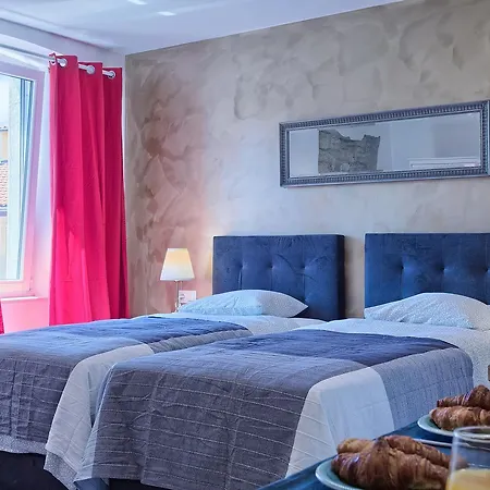 Pensionat Luxury Flats In Centre Pula